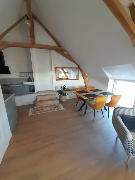 Le Repaire De Bacchus Apartamento Saint-Nicolas-de-Bourgueil Exterior foto